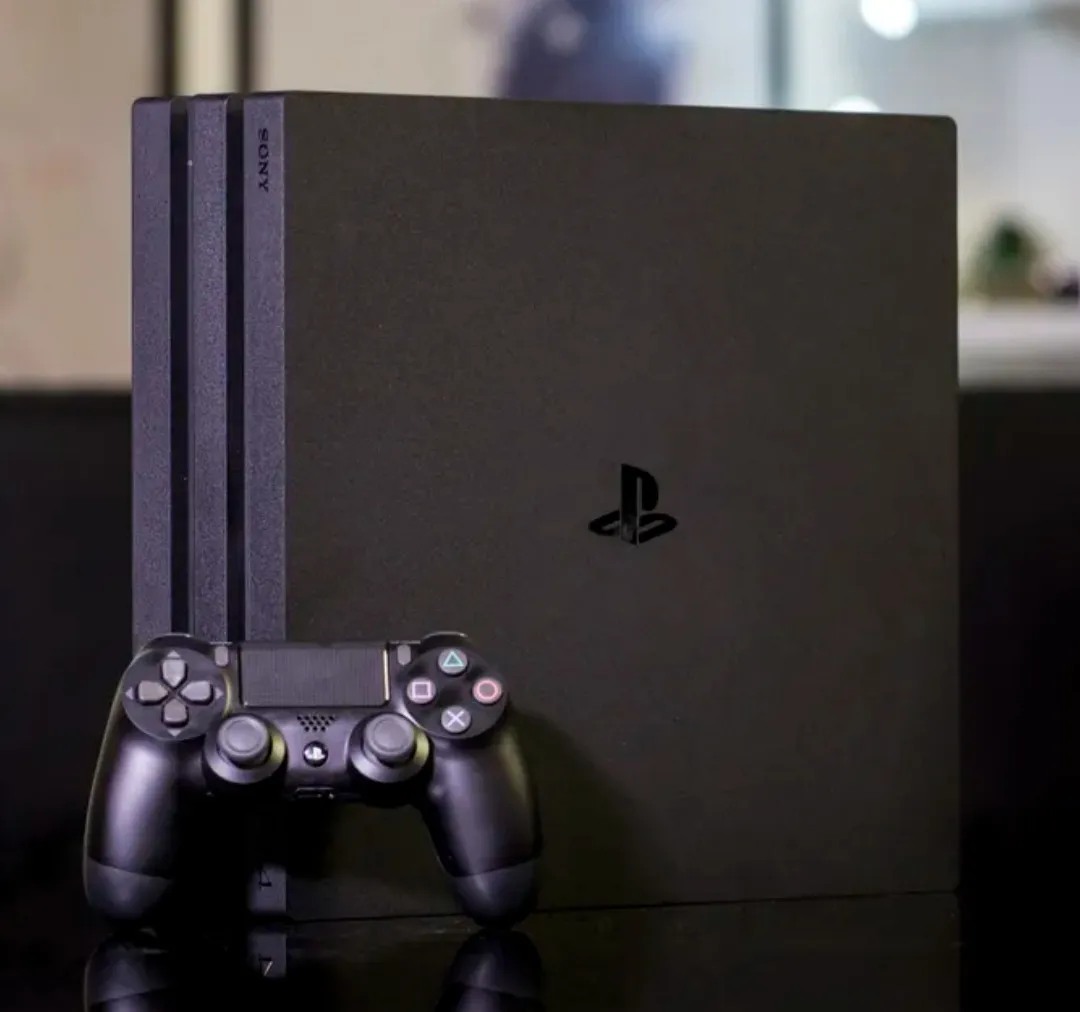 Playstation 4 PRO USADA